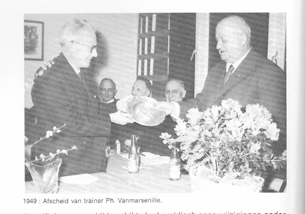 Philemon Vanmarsenille 16 jaar trainer van STVV (seizoen 1932-1933 t.e.m. 1948-1949)(bron boek 50j STVV)